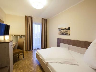 Bad Tlz - Hotel am Wald - single room